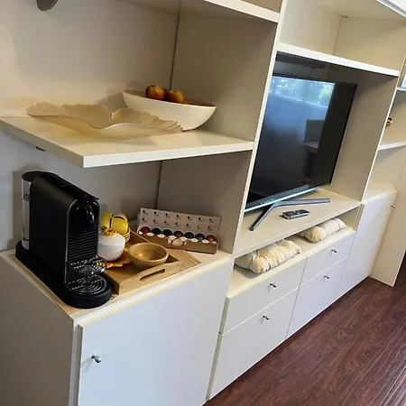 Апартаменты Eashome Eur Mostacciano Bilocale Adiacente Ifo