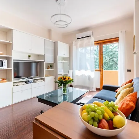 Eashome Eur Mostacciano Bilocale Adiacente Ifo Рим