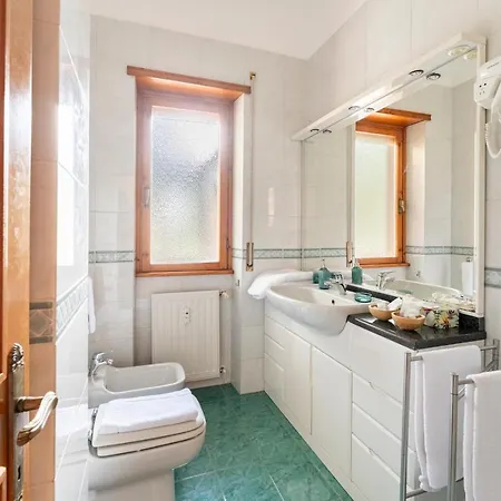Eashome Eur Mostacciano Bilocale Adiacente Ifo
