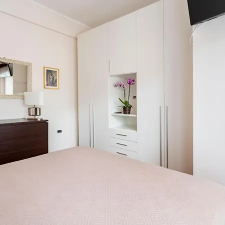 Eashome Eur Mostacciano Bilocale Adiacente Ifo Roma