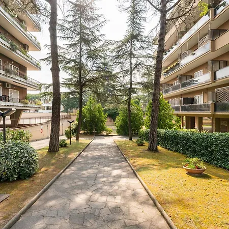 Eashome Eur Mostacciano Bilocale Adiacente Ifo Roma