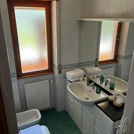 Eashome Eur Mostacciano Bilocale Adiacente Ifo Рим